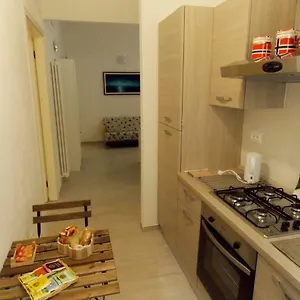  Apartamento A Casa Di Marghe Italia