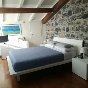  Apartamento La Pietra Del Golfo Italia